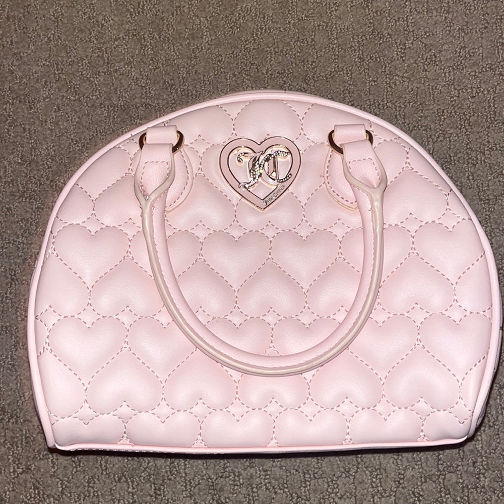 pink juicy couture purse.